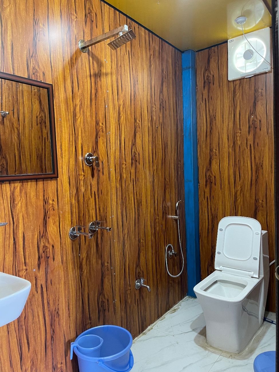 Gallery Image 6